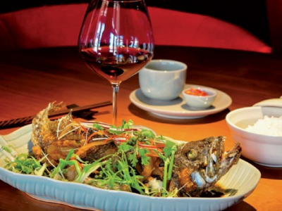 Rượu vang có kết hợp được với các món ăn Việt hay không?