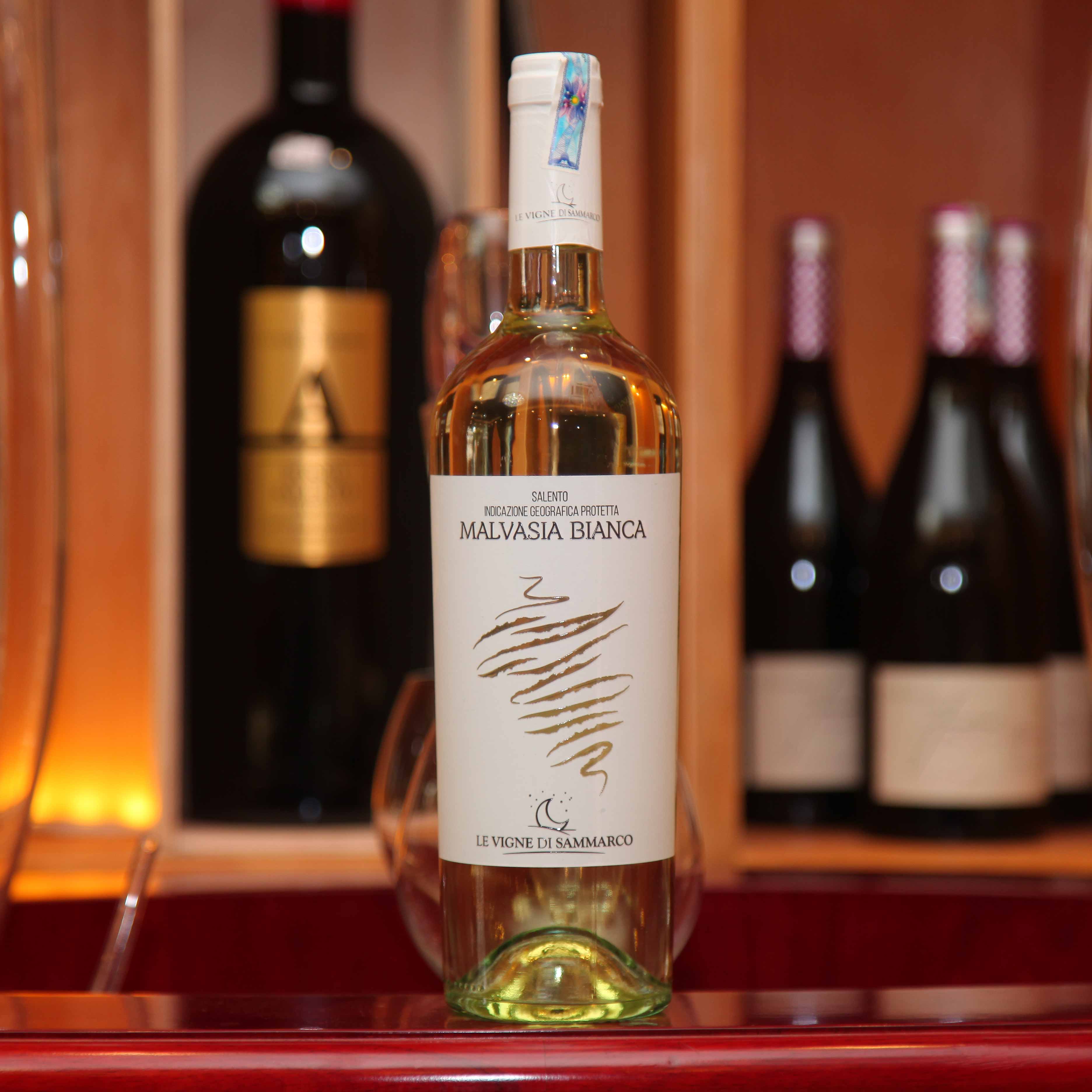 Rượu Vang Ý Malvasia Bianca Salento