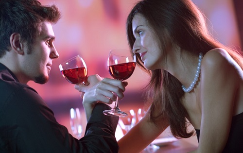 Những lý do bạn nên uống rượu vang mỗi ngày