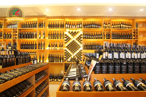 mua ruou vang y chinh hang o dau