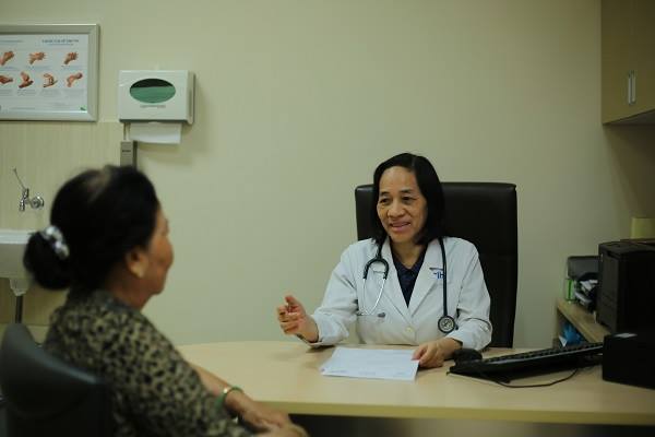 nguoi bi tieu duong co uong duoc ruou vang khong