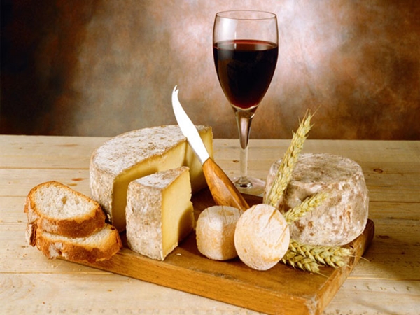 nhung cach ket hop ruou vang va banh ngot hoan hao cho buoi tiec nhe sang trong3