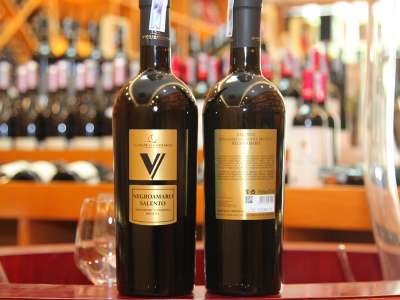 Rượu vang Ý V Negroamaro Salento