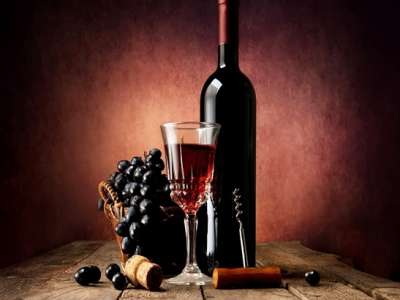 Nghệ thuật uống rượu vang đúng điệu không phải ai cũng biết